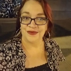 Meet your Posher, Candyce